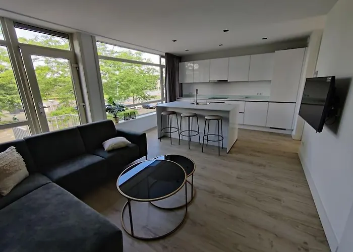 K50165 Modern Apartment Near The Center And Free Parking